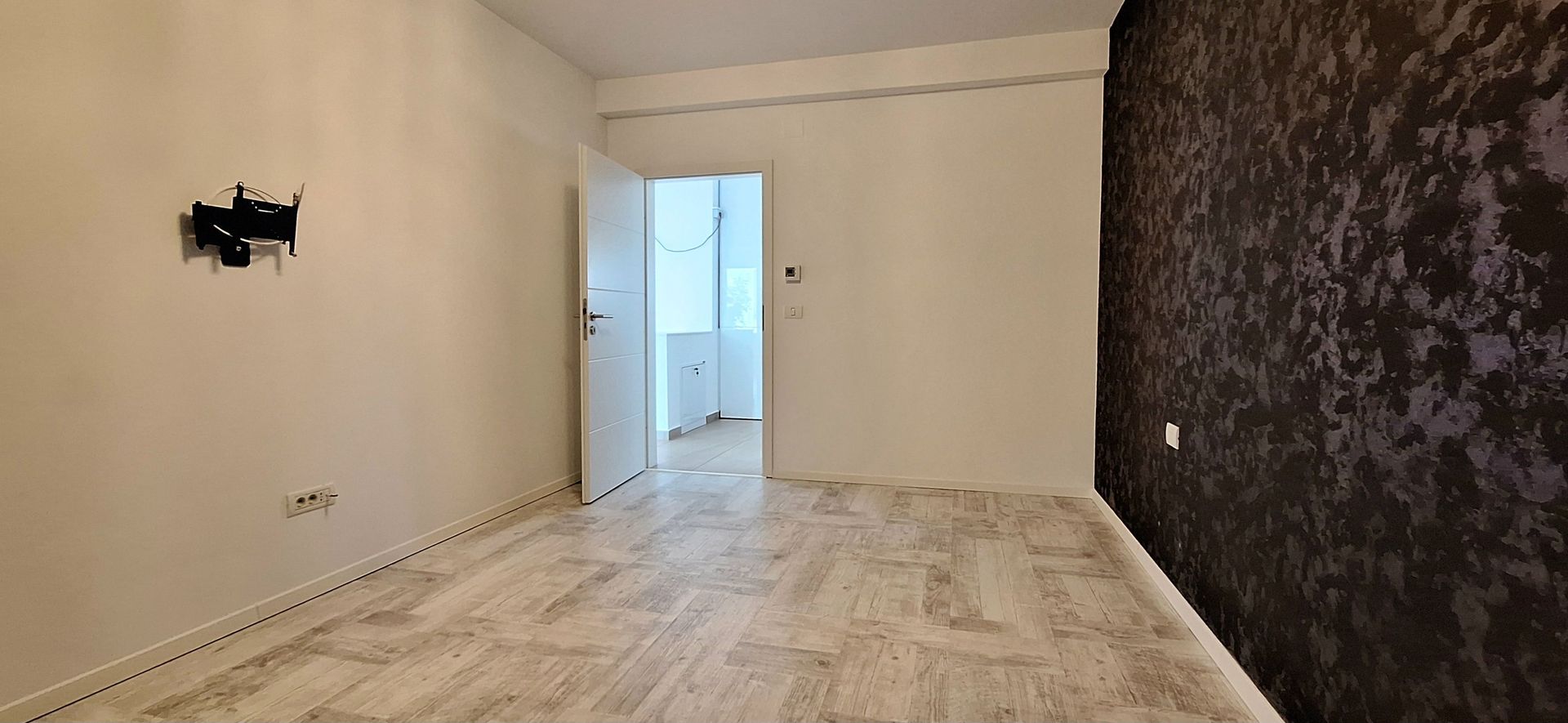 Locuinta insiruita cu 3 camere in Dumbravita - Poză 22