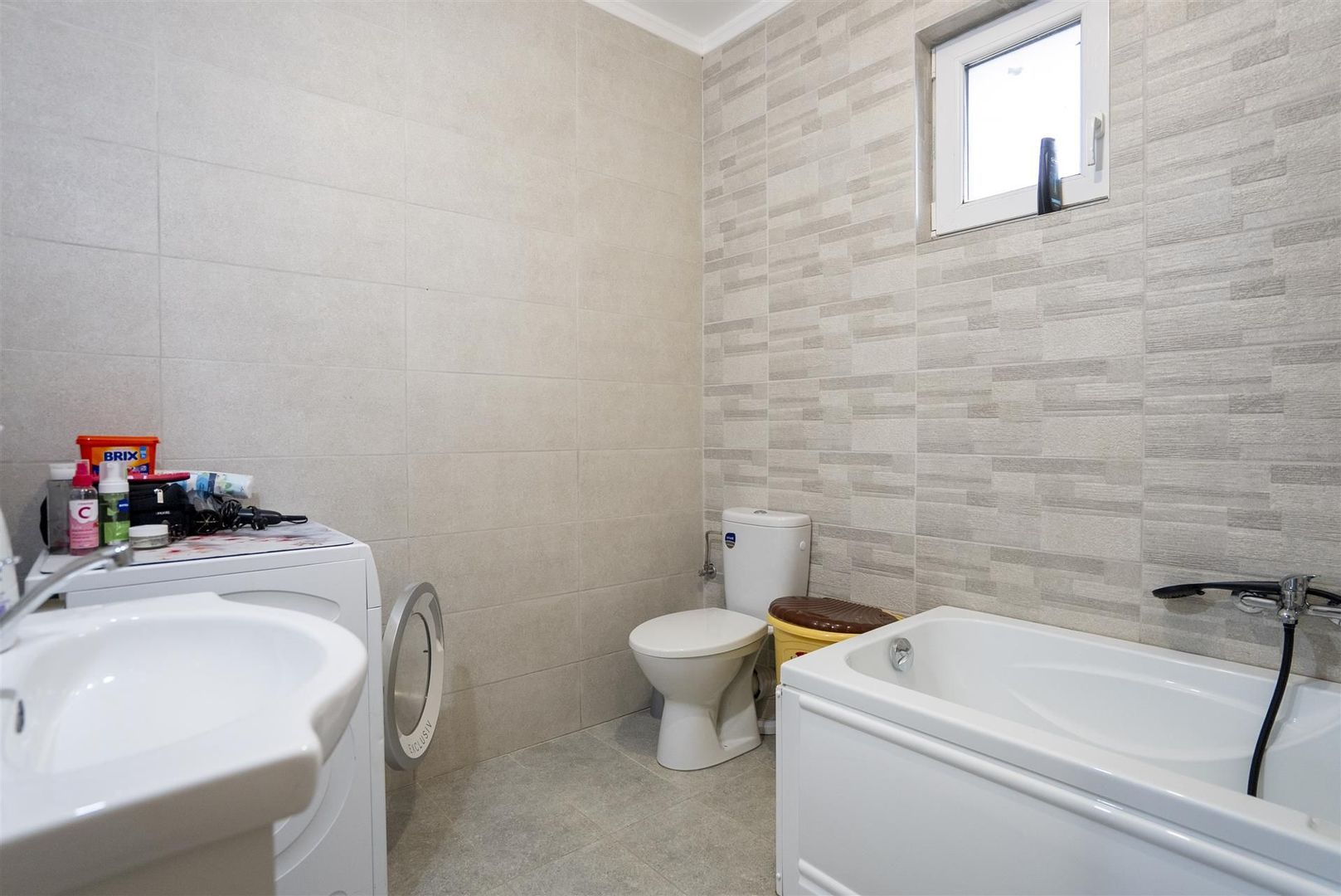 Casa Santandrei 4 camere 2 bai - Poză 6