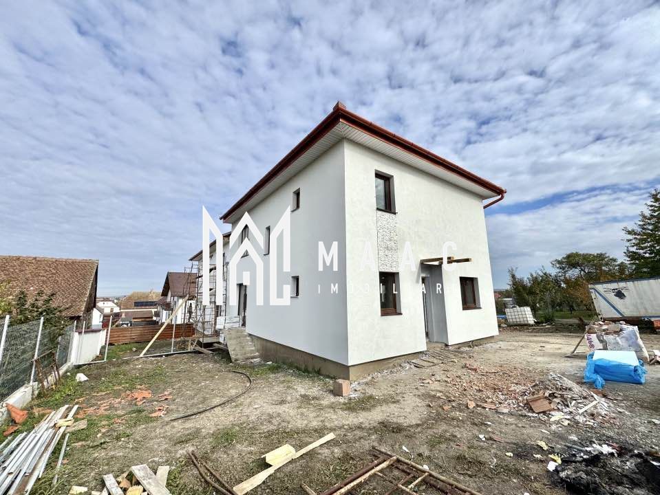 Casă Tip Duplex | 4 Camere | 2 Balcoane | Terasă | Șura Mică - Poză 2