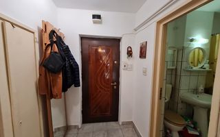 Garsoniera, Suprafata 30.5 mp, Etaj 7,  Zona Cetate - Poză 8