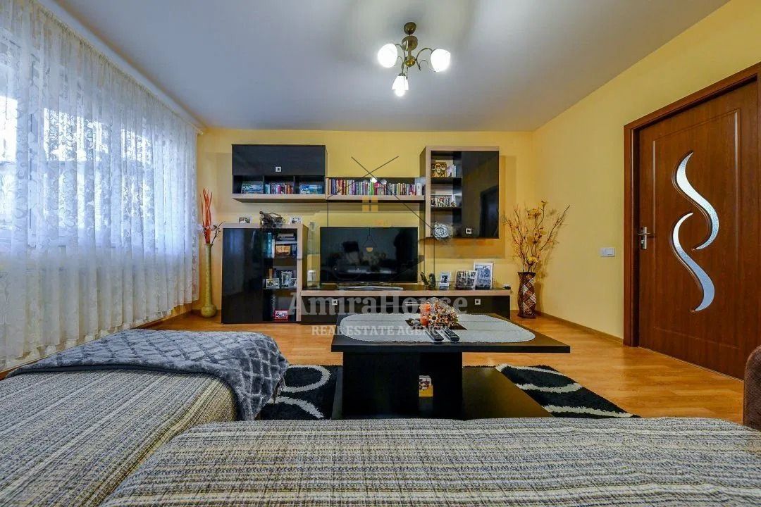 Casa tip duplex, finisat, parcare, aprox teren 200 mp, Floresti Terra - Poză 6