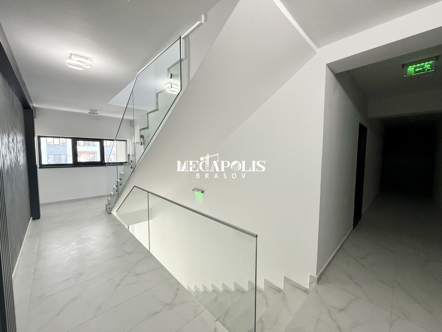 REZERVATĂ ! Bloc Intabulat/Se Accepta Credit/Incalzire in Pardoseala - Poză 17