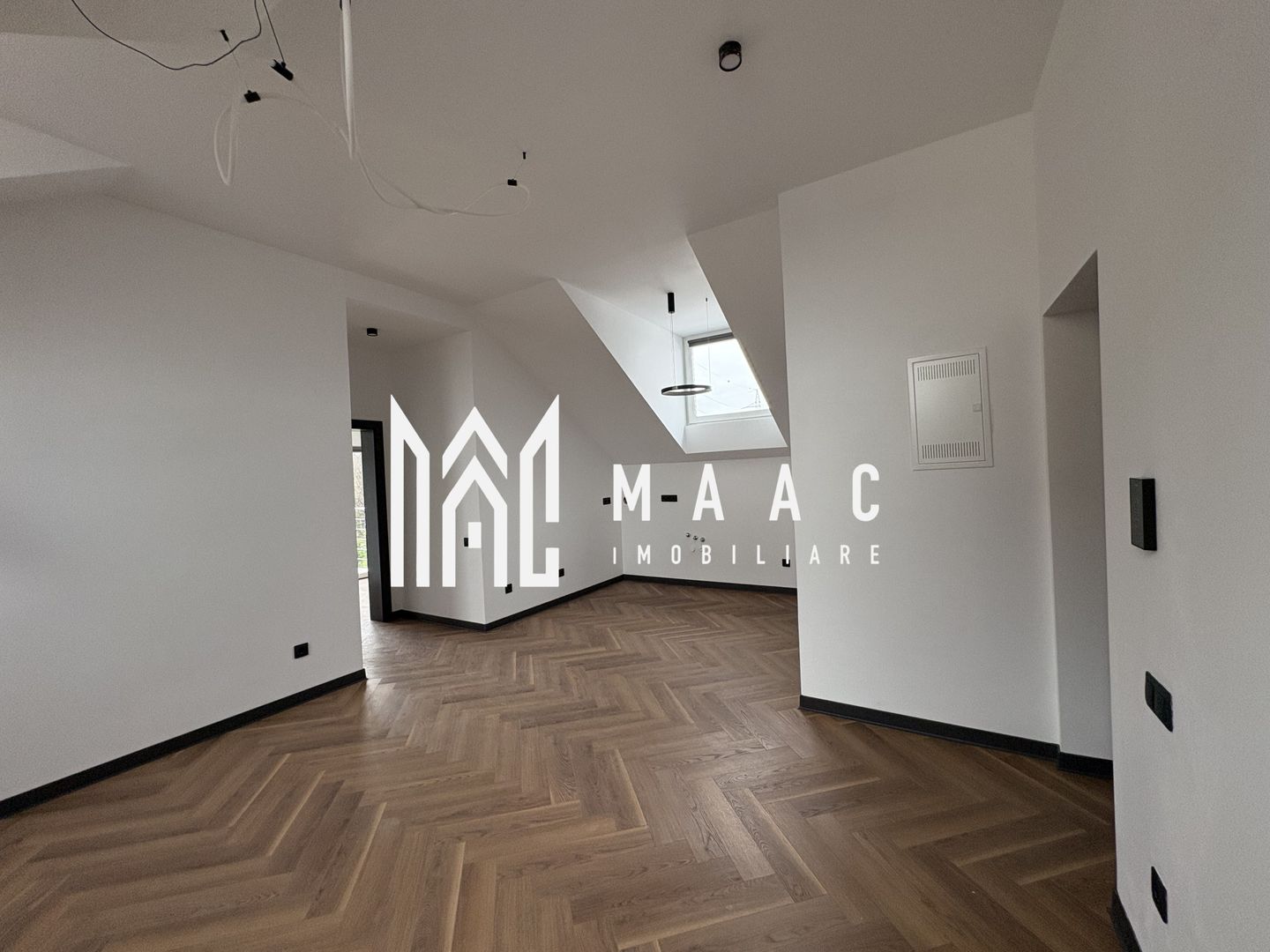 Apartament la vilă I 3 Camere I Et 2 I Balcon I 2 Parcări - Poză 11