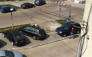 BRASADAS vinde ap 2 cam + living etaj 2 in zona Pta Romana. - Poză 1