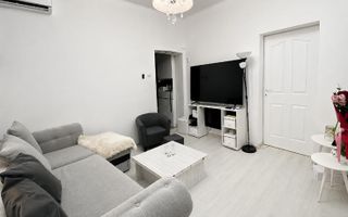 Apartament 2 camere renovat complet zona Armeneasca  centrala proprie - Poză 2