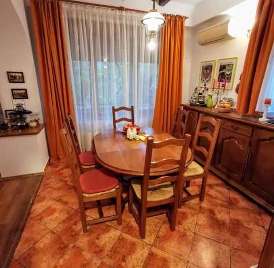 Casă spațioasă și elegantă în Dămăroaia- Jiului- Izbiceni- Comision 0% - Poză 8