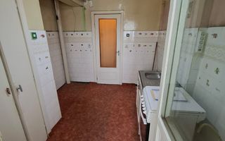 Spitalul Judetean - Casa Tineretului 3 camere, etaj 2, centrala gaz - Poză 10