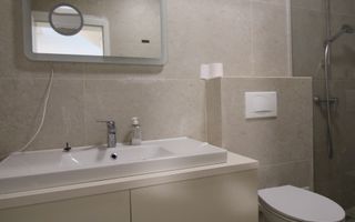 Casa in Ghiroda, 5 camere, 2 bai. - Poză 18