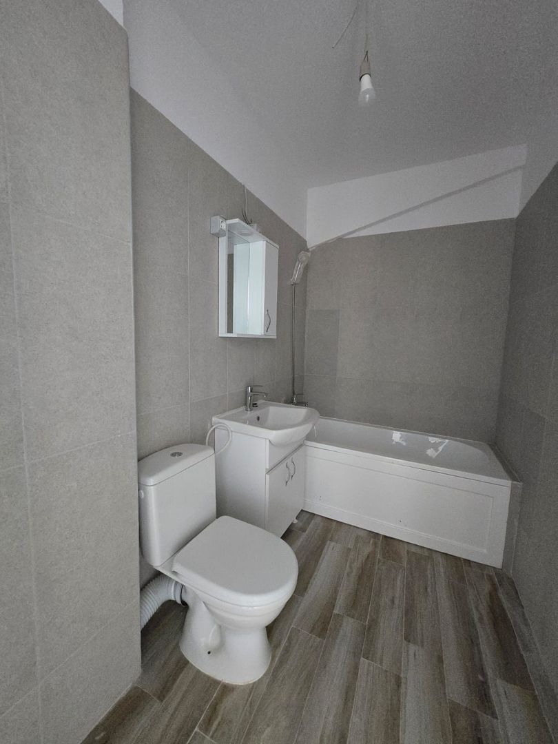 Apartament 3 camere-gata de mutare-Berceni! - Poză 9