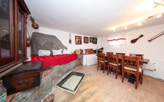 Casă deosebită de vânzare în centrul Brașovului - Poză 30