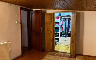 Vilă de închiriat – 260 mp utili, teren 1300 mp, 5 dormitoare, 3 băi, 3 balcoane - Poză 23