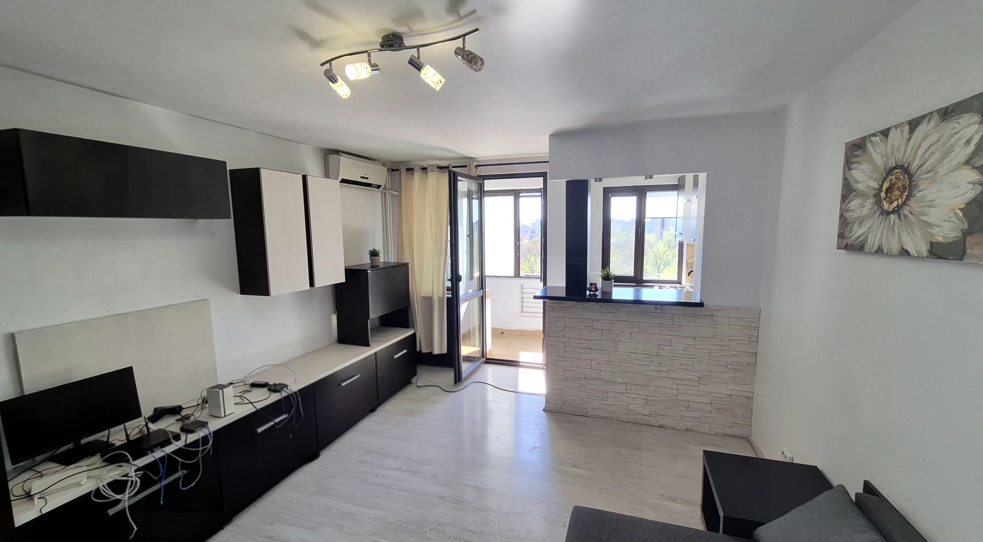 Garsonieră modernă cu vedere superbă către Parcul Național - Poză 2