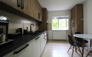 Giroc, plan parter, mobilat si utilat complet ! Loc parcare privat. - Poză 2