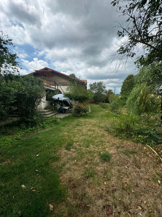 Casa 3 camere + Anexe, garaj, teren 2500 m2, an 1974, CT, Magurele, PH - Poză 2