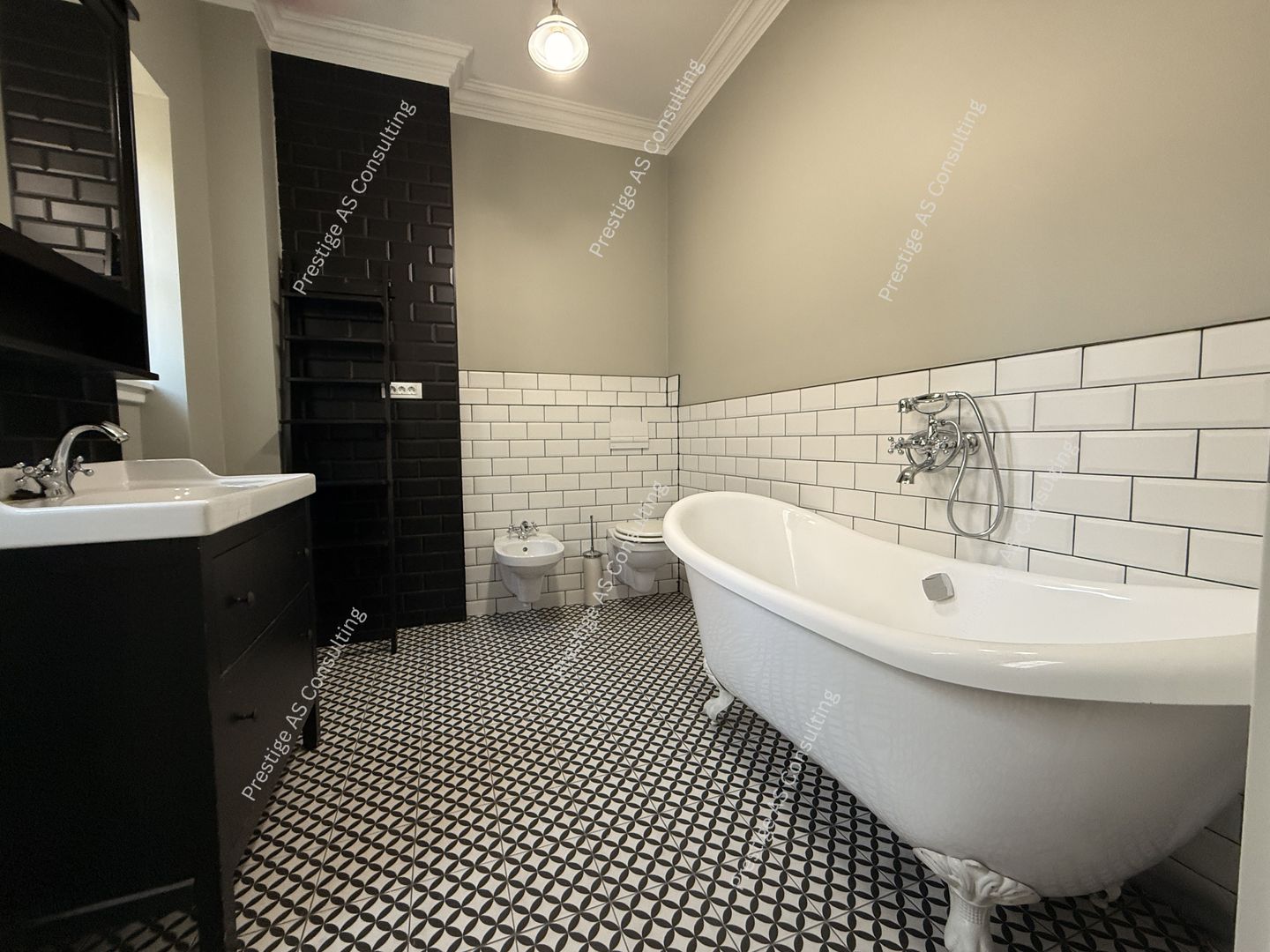 Apartament renovat integral | Ultracentral | C.D. Loga Design & Calitate Premium - Poză 11