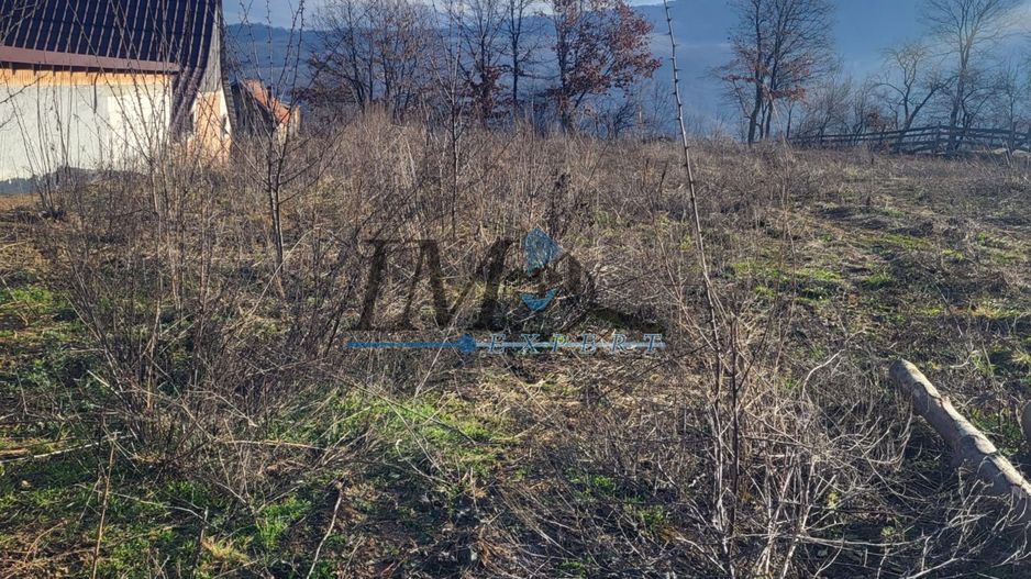 TEREN INTRAVILAN IN PIANU DE JOS - Poză 1