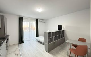 Zona ESO. Mobilat si utilat. Loc de depozitare in pod. Drum asfaltat. - Poză 2