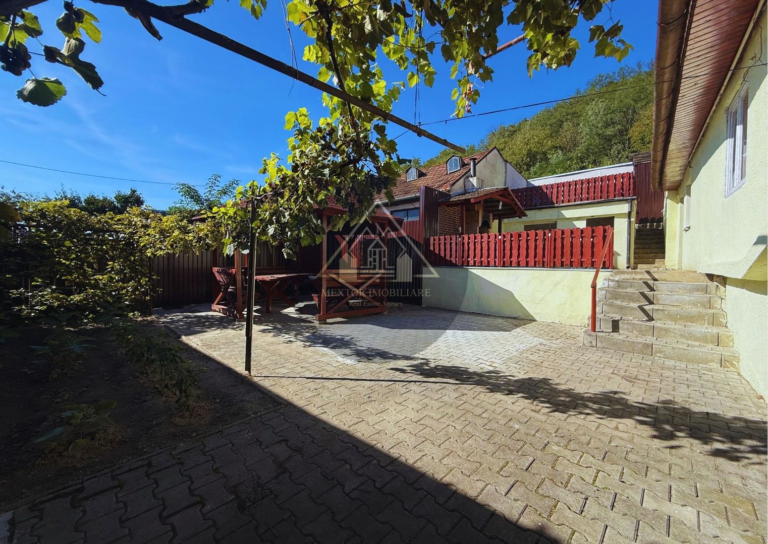 Apartament la casa, de inchiriat - Poză 4