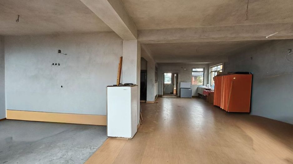 Pensiune de vânzare în Rânca – oportunitate rară lângă pârtia M1 - Poză 16