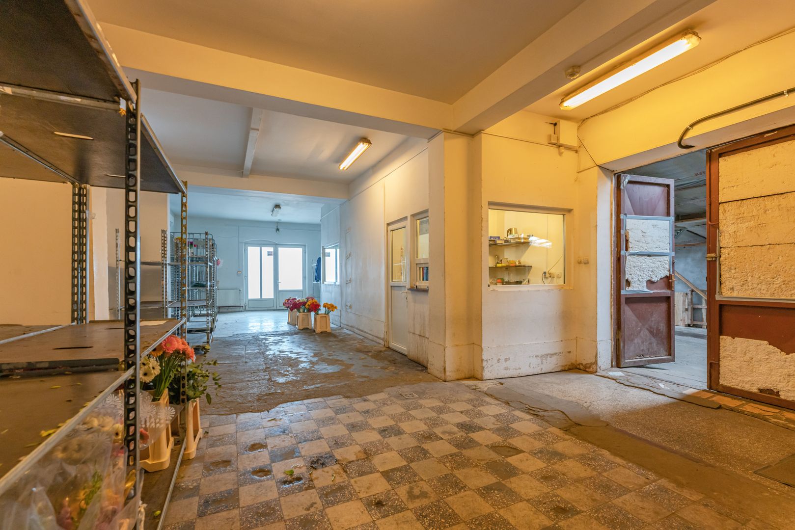 CASA BARTOLOMEU- sediu firma/ comercial/ servicii- zona circulata - Poză 12