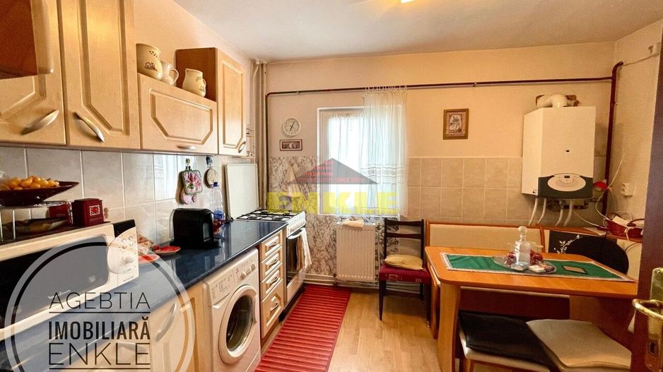 De vânzare apartament cu 2 camere, etaj 1 - Poză 3