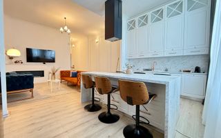 3 camere, central, ultra-modern! - Poză 1