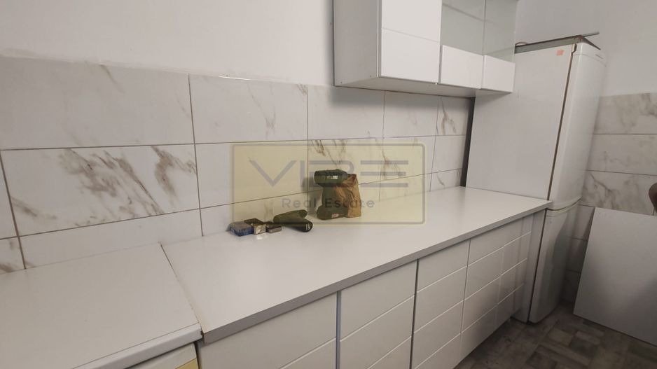 Apartament decomandat 1 Camera -Tg Cucu - Poză 7