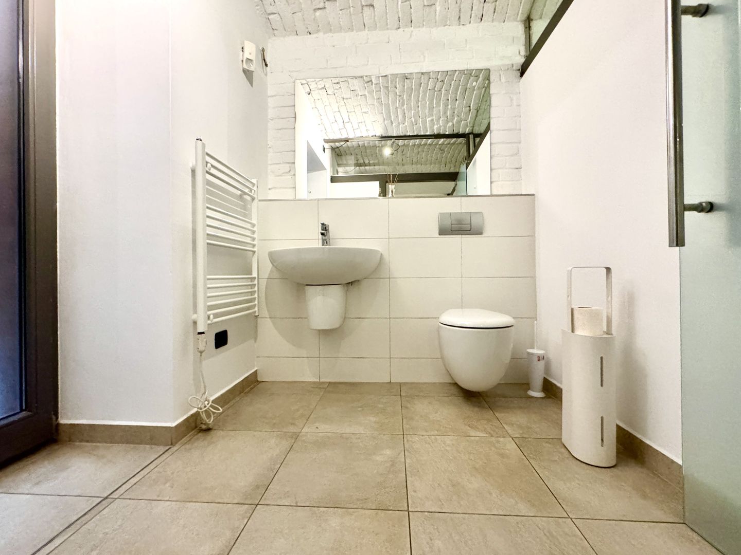 Spațiu de Birouri Elegant în Clădire Istorică Renovată – Piața Unirii, - Poză 15