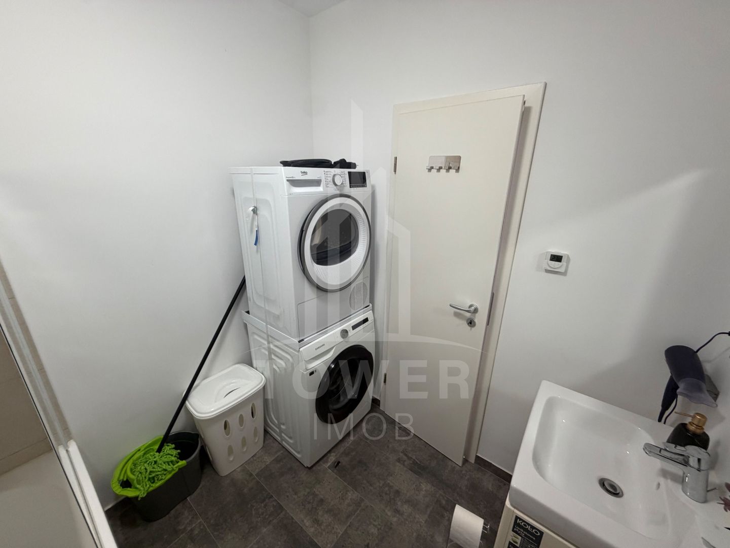 Garsonieră Modernă în Șelimbăr - Parcare Proprie - Poză 7