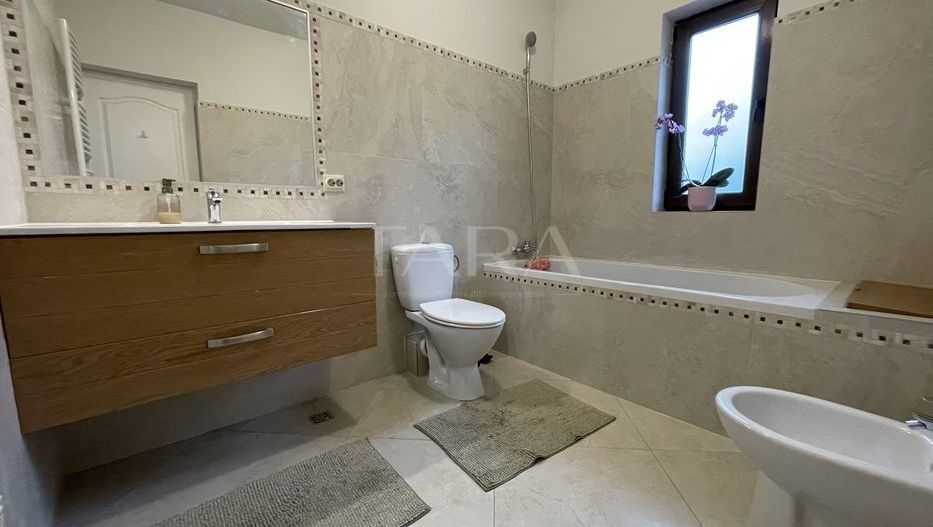 Casă modernă în Florești, zona Parcul Poligon - Poză 3