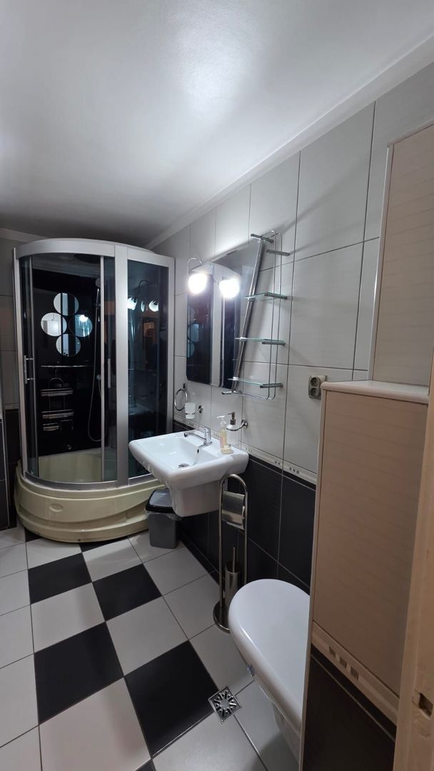 Apartament 3 camere de inchiriat, parcare ADP, zona 13 Septembrie - Poză 11