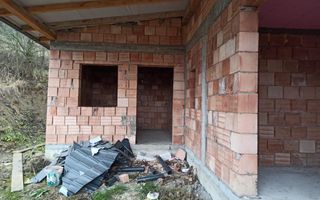 Casa la rosu 212 mp-terasa 25 mp-balcon 11 mp-teren 1034 mp-Teaca - Poză 6