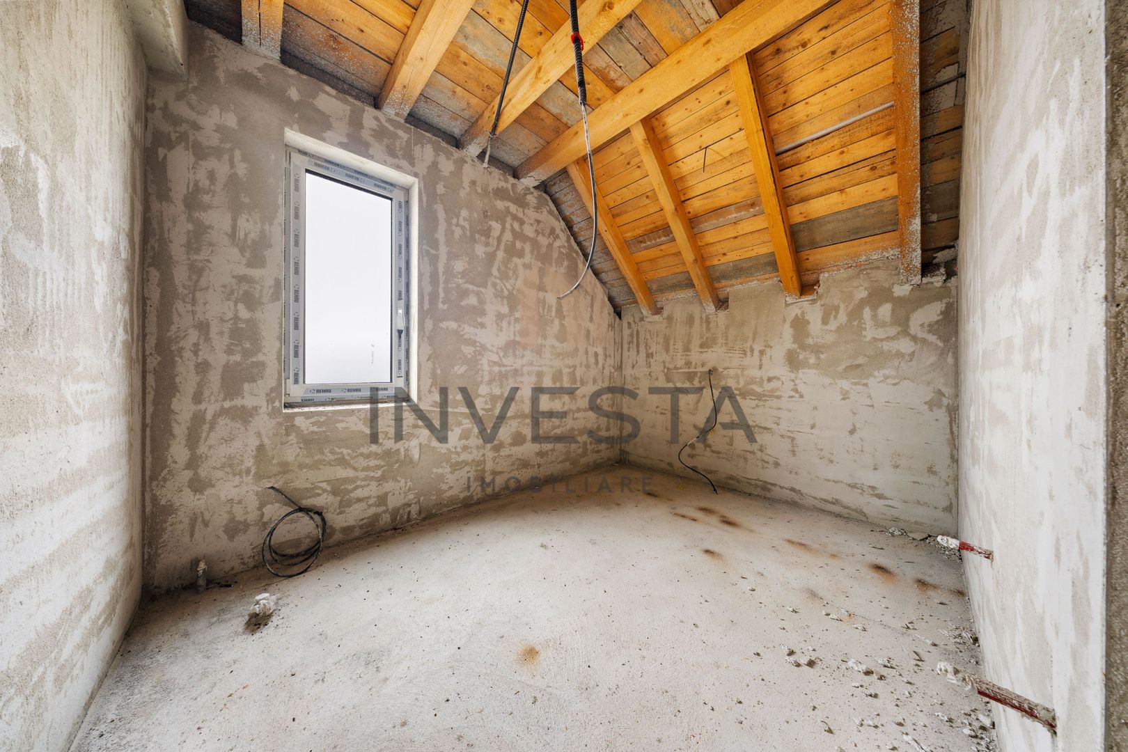 Casa individuala 256 mp utili, teren 2000 mp, Aiton, garaj dublu - Poză 19