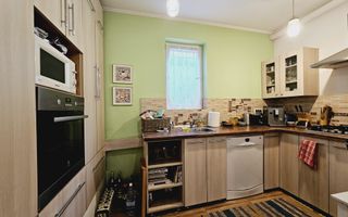 Casa inidividuala renovata de vanzare, Maieri - Poză 4