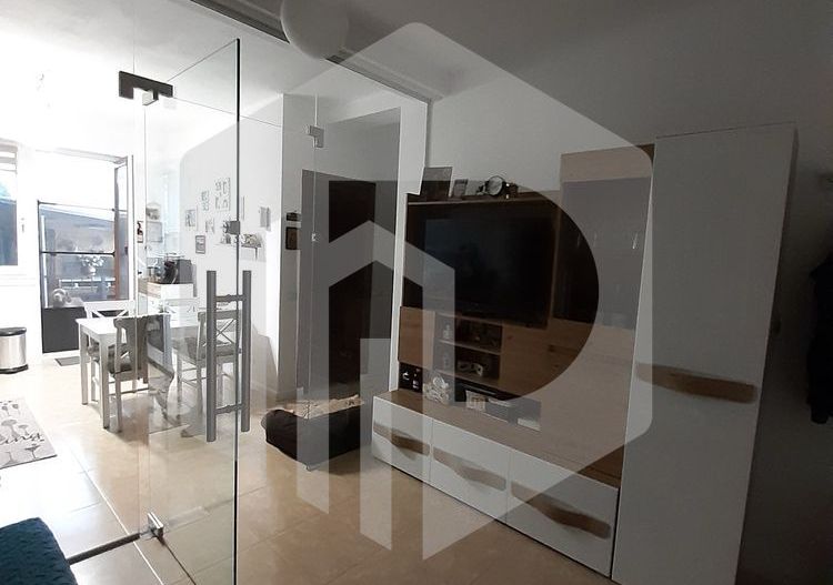 Apartament de vanzare - 3 Camere - Gradina - 55mpu - Calea Surii Mici - Poză 2