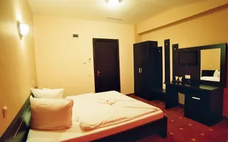 Fostul Hotel Rin - Miercurea Sibiului - Poză 14