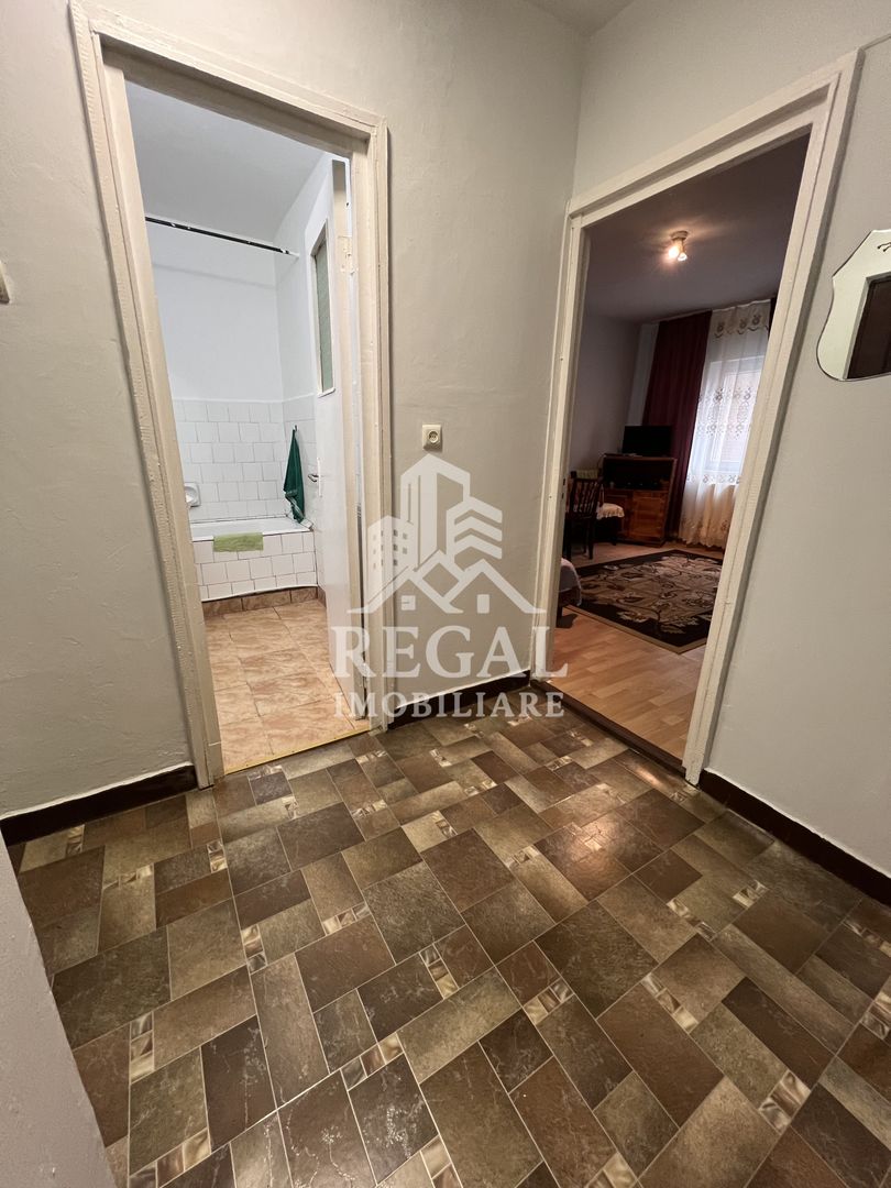 Garsonieră de vânzare – Zona OT - Poză 4