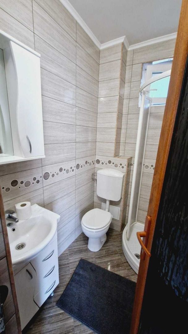 De vânzare apartament 4 camere - Poză 5