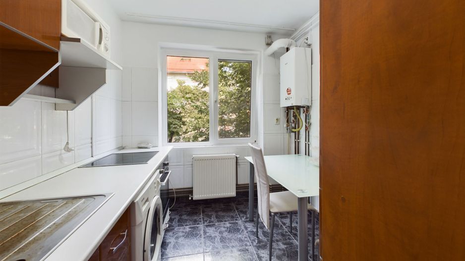 Apartament ultracentral pe B-dul Revoluției - Poză 11