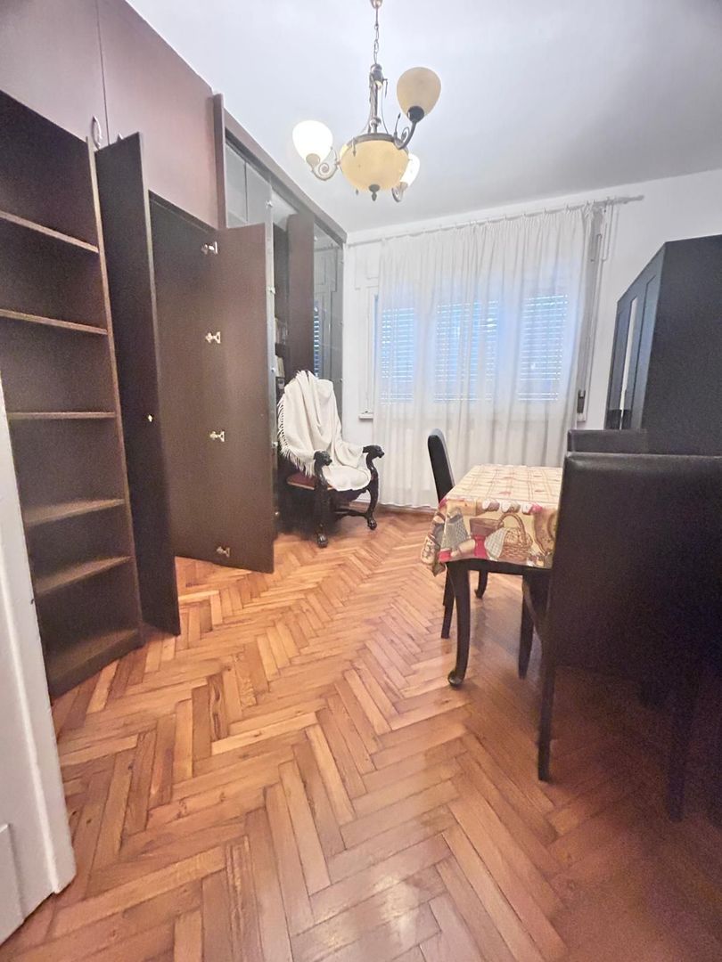🏡 Apartament 3 camere de închiriat – casă la curte, Lacul Tei - Poză 6