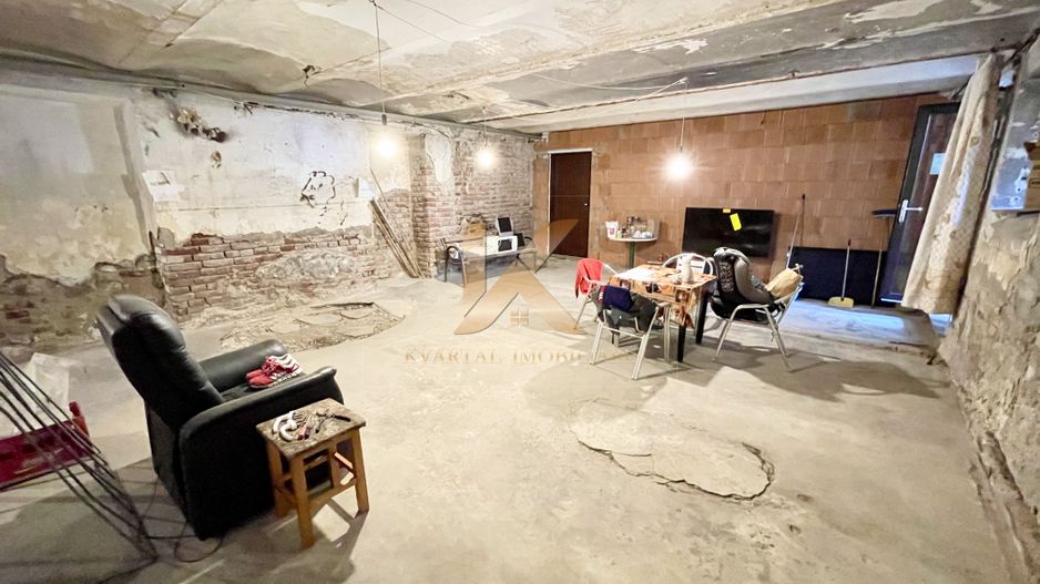 Spațiu comercial 70 mp, zona Ultracentrală! Negociabil - Poză 1