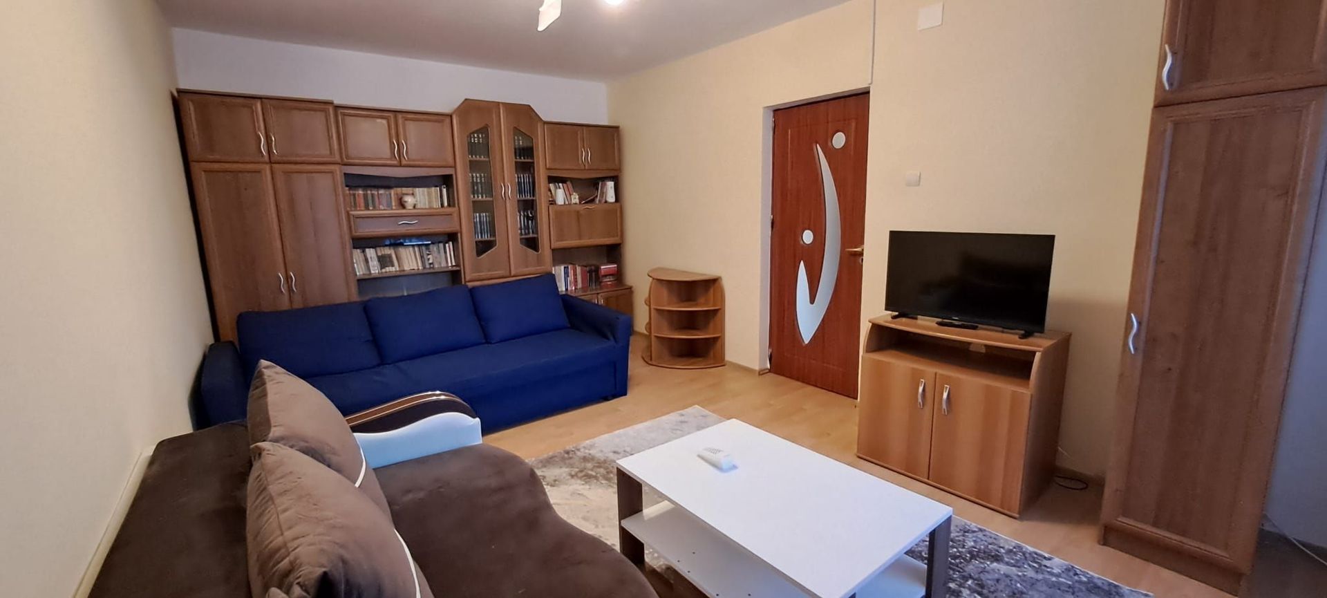 RAHOVA - Calea Rahovei, stradal, 2 camere, mobilat, utilat, tramvai 32 - Poză 1