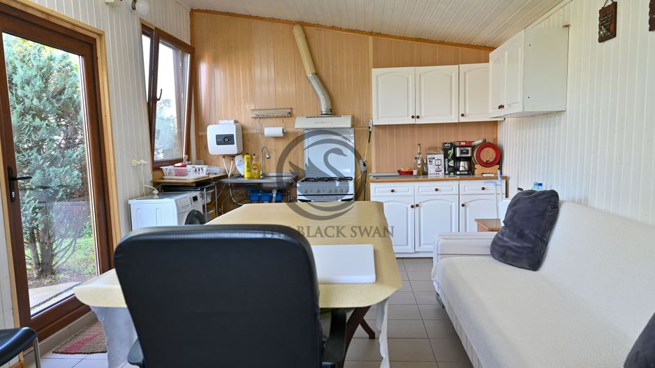 Casa cu piscina de vanzare | 3.300 mp teren | Urlati - Prahova - Poză 11