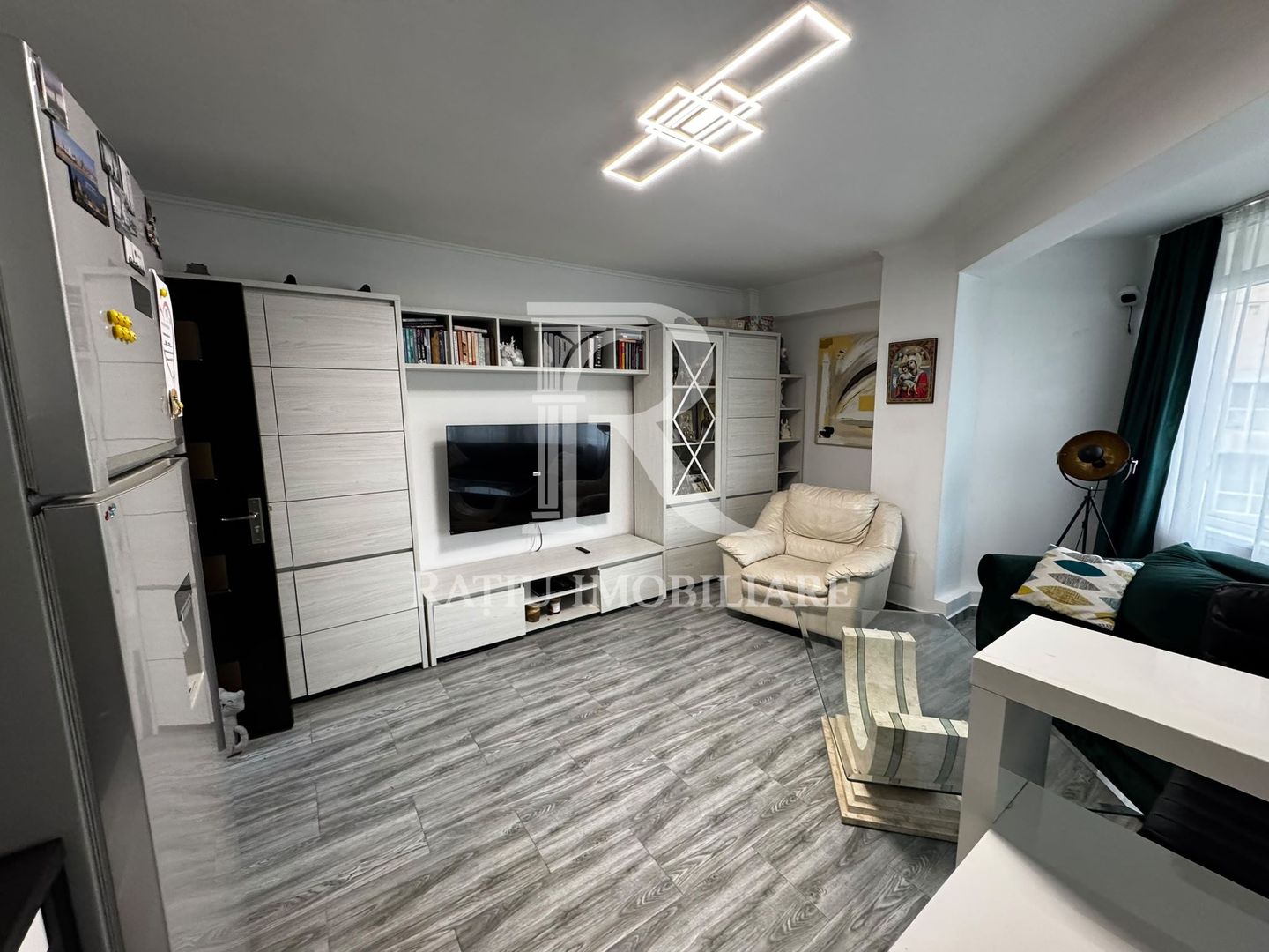 Apartament cu 3 camere | Etaj 1 | Dragos Voda | Oradea - Poză 3