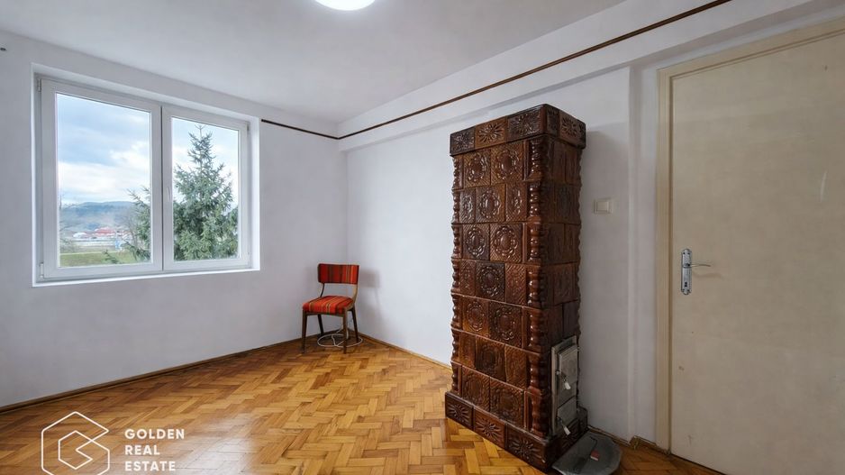 Apartament 3 camere, etaj 3, oras Lipova - Poză 4