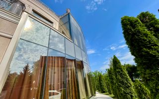 Impressive Villa *1500 SQM usable* 2613 SQM land / Open to the lake - Poză 3