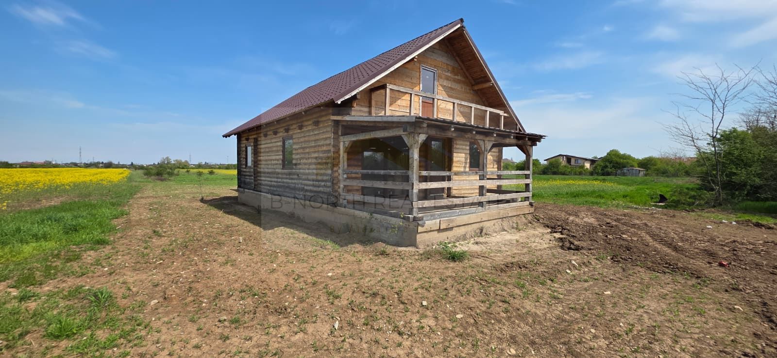 Cabana de vânzare din lemn masiv Mihăilești | 400 mp teren -Potențial investiție - Poză 2