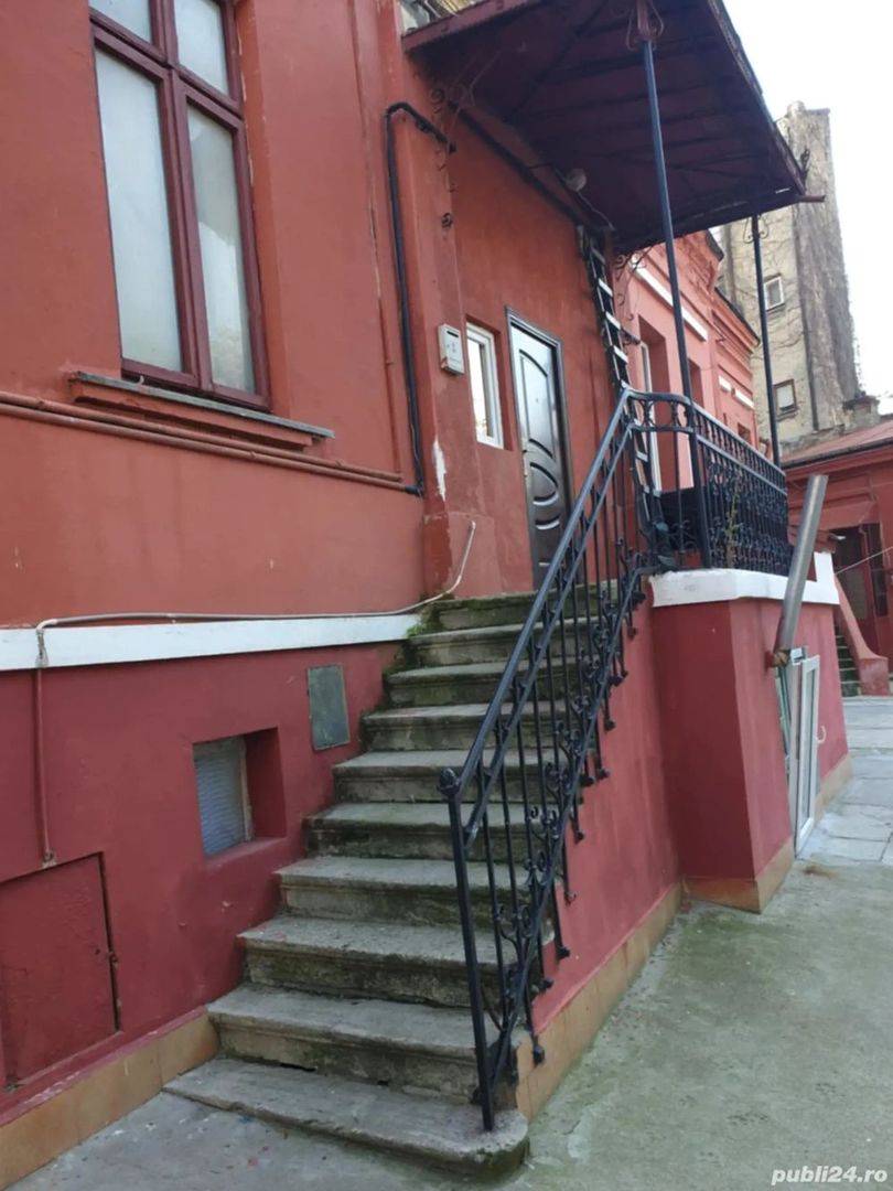 De Vanzare Apartament 3 camere + pod, in vila Ultracentral, Armeneasca - Poză 12