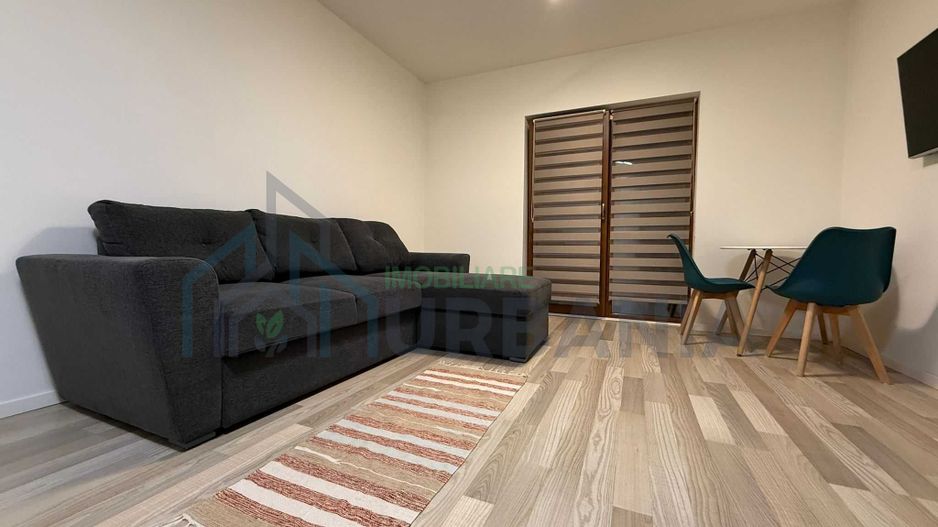 Închiriez apartament 2 camere ESQ Village + loc de parcare - Poză 3