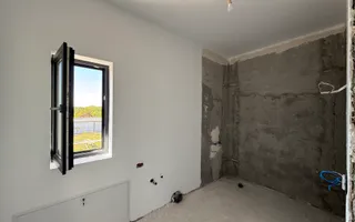 Vila 5 camere Tunari langa Cosmopolis - Poză 12